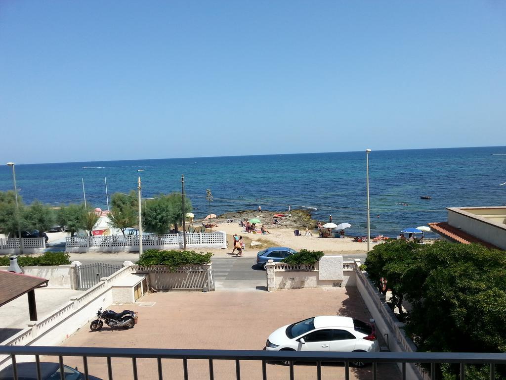 Appartamenti Costa dei Trulli Torre Canne Exterior foto